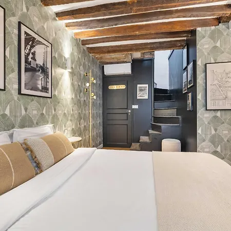 Apartamento Ultra Historical Parisian Flat - Louvre